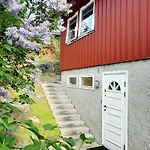 Tranquil In Picturesque Neighborhood Appartamento